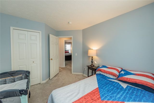 160 Stonepointe Drive, Berea, OH 44017