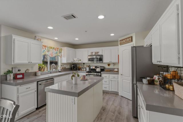 2007 Inez Drive, Oxnard, CA 93030