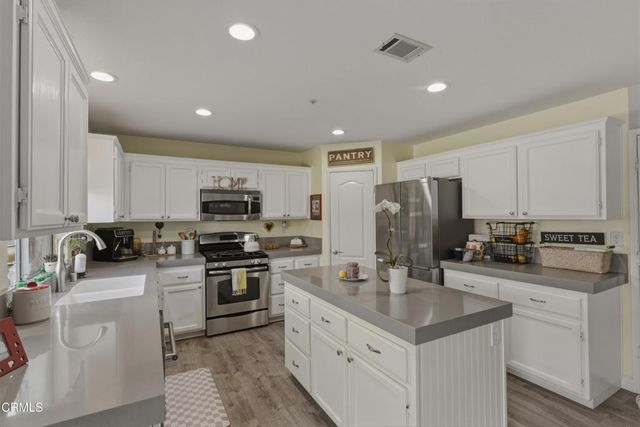 2007 Inez Drive, Oxnard, CA 93030