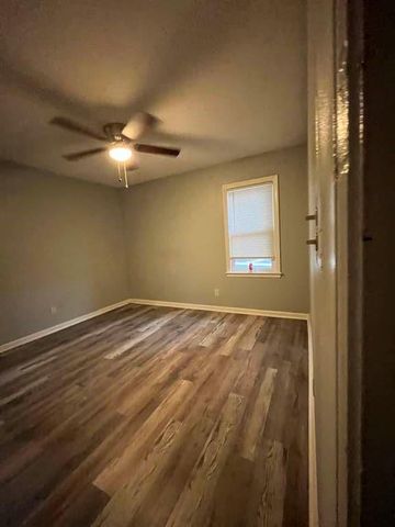 9106 E 72nd Terrace, Raytown, MO 64133