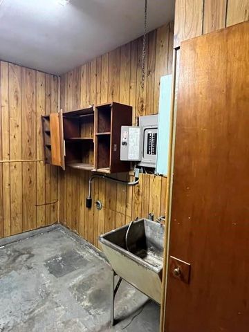 9106 E 72nd Terrace, Raytown, MO 64133