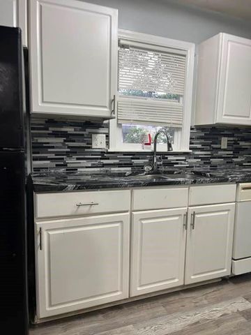 9106 E 72nd Terrace, Raytown, MO 64133