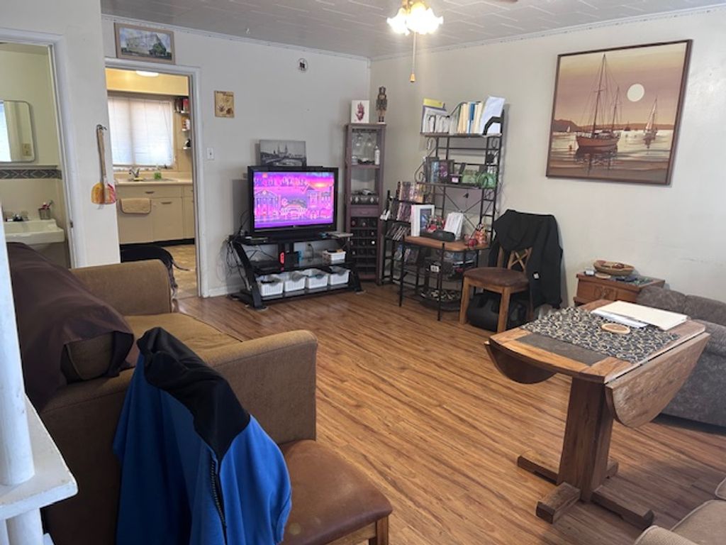 232 7th Street S, Glasgow, MT 59230 photo 38