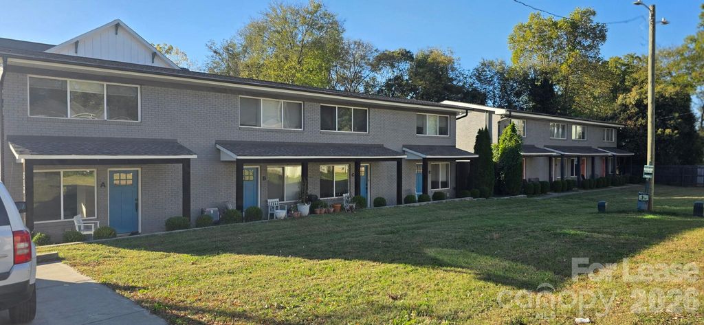 310 State Street B, Charlotte, NC 28208