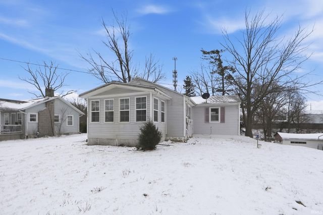 1537 W Till Road, Fort Wayne, IN 46825