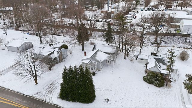 1537 W Till Road, Fort Wayne, IN 46825