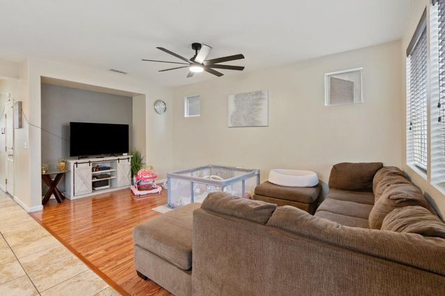 3235 Marrissey Ln, Sacramento, CA 95834