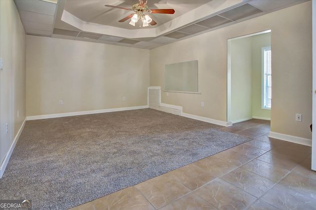 190 Baywatch Circle, Fayetteville, GA 30215