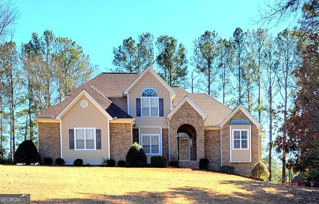 190 Baywatch Circle, Fayetteville, GA 30215