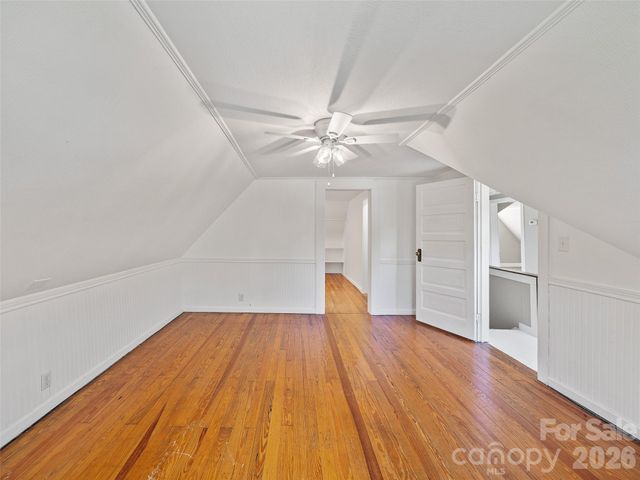 118 Robertson Street, Burnsville, NC 28714