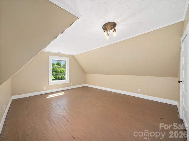 118 Robertson Street, Burnsville, NC 28714
