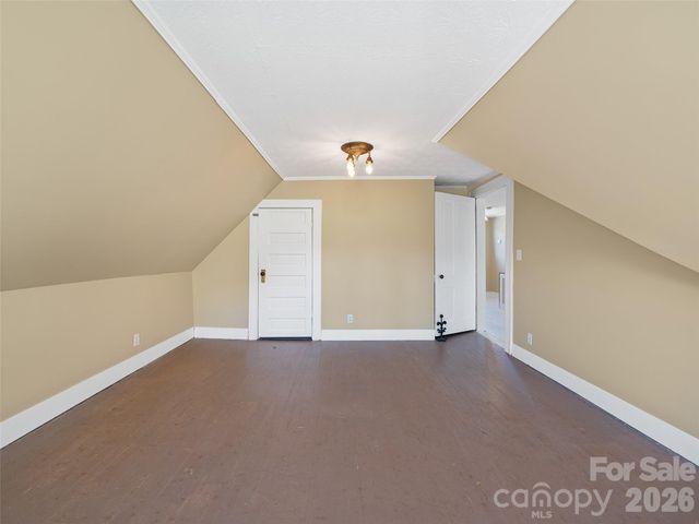 118 Robertson Street, Burnsville, NC 28714