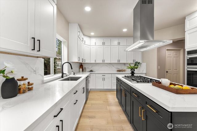 4228 257th Place SE, Sammamish, WA 98029