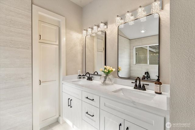 4228 257th Place SE, Sammamish, WA 98029