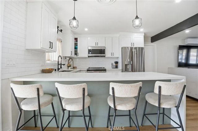 23921 South, Apple Valley, CA 92307