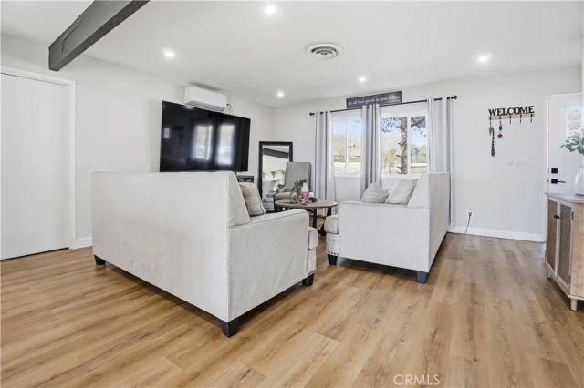 23921 South, Apple Valley, CA 92307