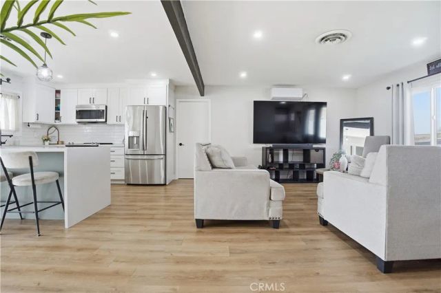 23921 South, Apple Valley, CA 92307