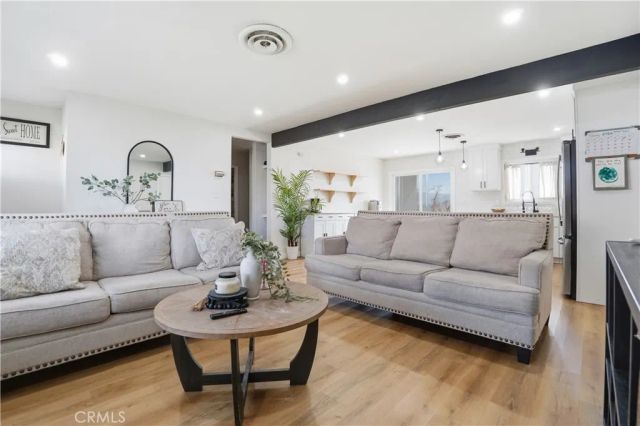 23921 South, Apple Valley, CA 92307