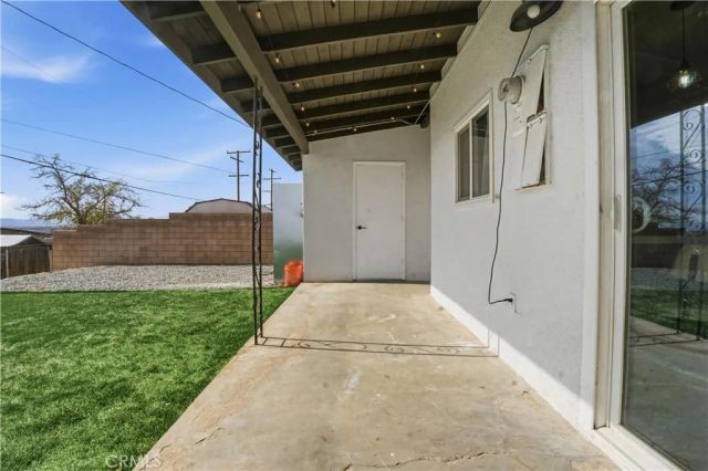 23921 South, Apple Valley, CA 92307