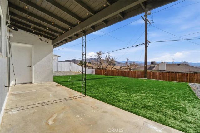 23921 South, Apple Valley, CA 92307