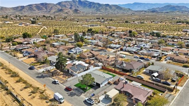 23921 South, Apple Valley, CA 92307