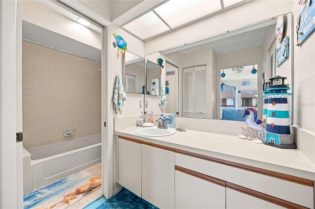259 FENWICK DRIVE 40, Venice, FL 34285