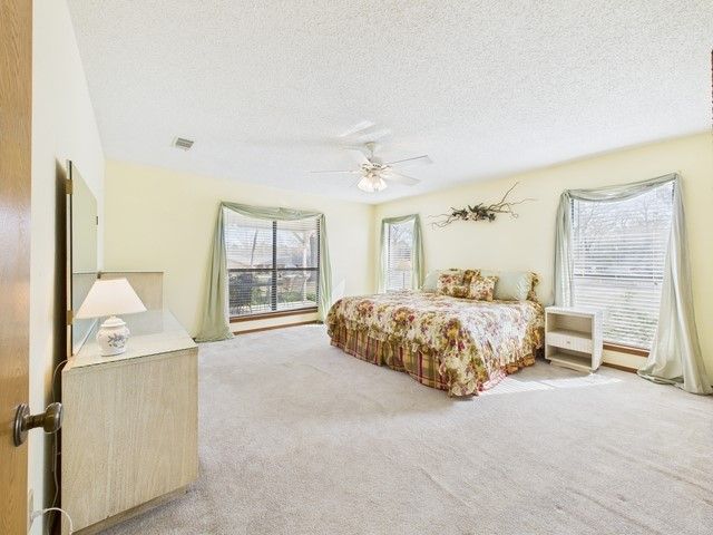 162 1st Oak Drive, Enchanted Oaks, TX 75156