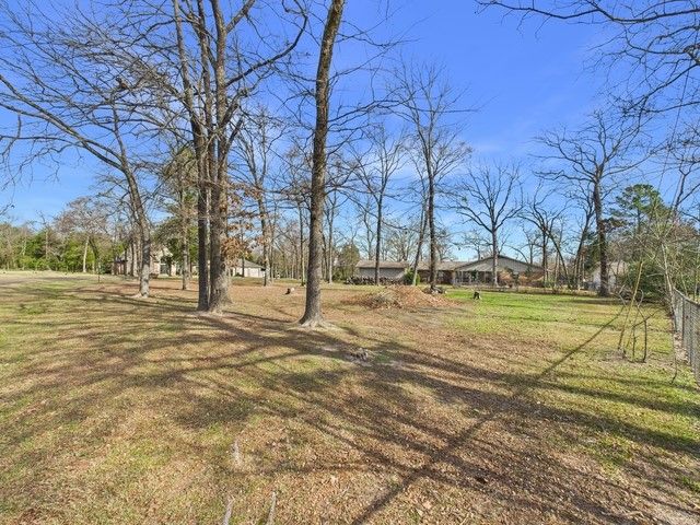 162 1st Oak Drive, Enchanted Oaks, TX 75156