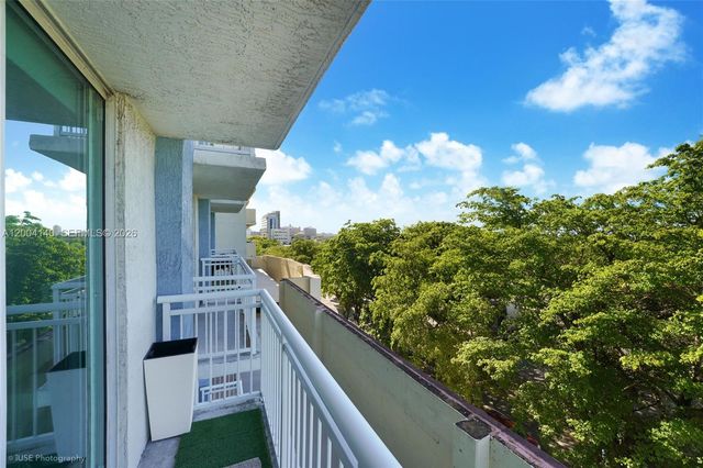 3000 Coral Way 519, Miami, FL 33145