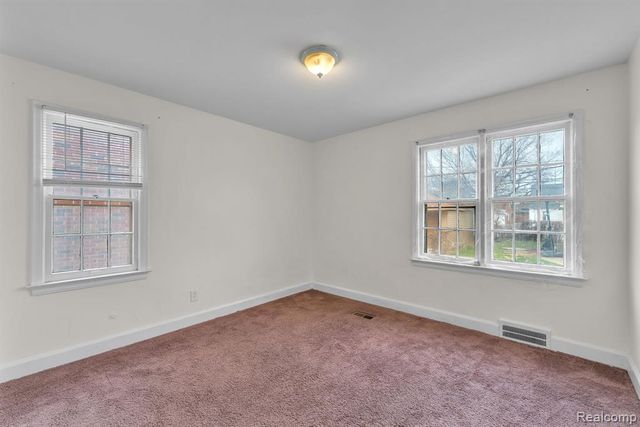 6120 Middlesex Street, Dearborn, MI 48126