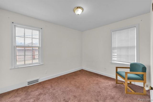 6120 Middlesex Street, Dearborn, MI 48126