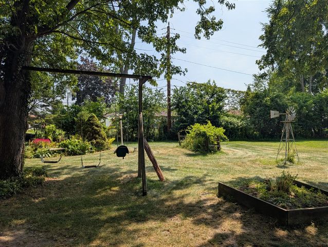 26137 Joy Road, Dearborn Heights, MI 48127