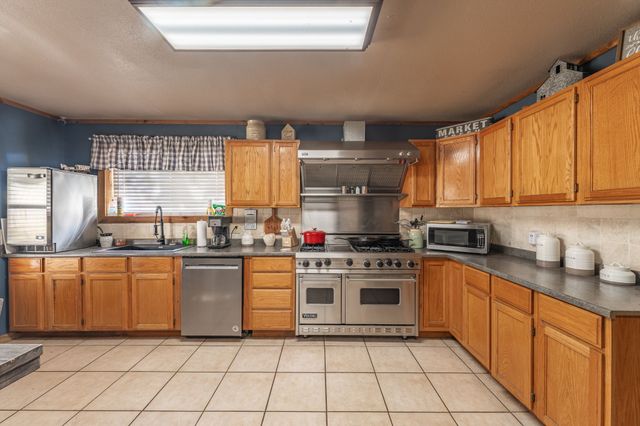 7203 Pump Station Road, Jacksboro, TX 76458