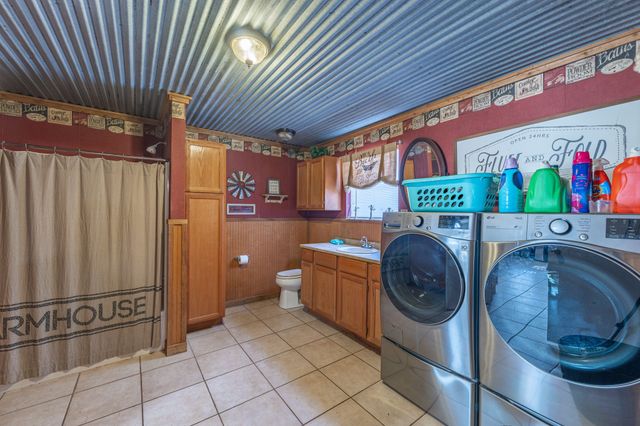 7203 Pump Station Road, Jacksboro, TX 76458