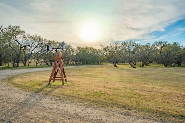 7203 Pump Station Road, Jacksboro, TX 76458