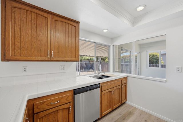 1620 Kenora Drive, Escondido, CA 92027