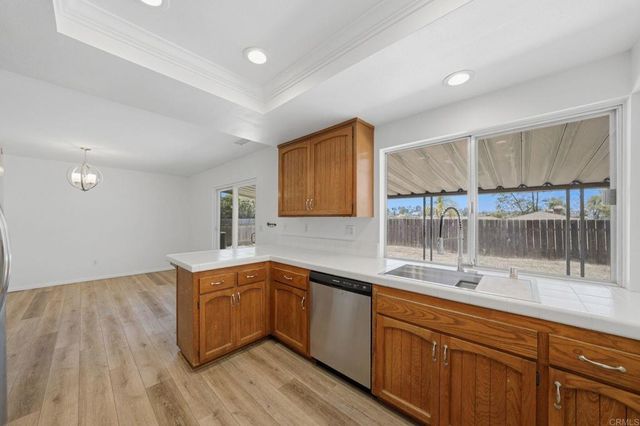 1620 Kenora Drive, Escondido, CA 92027