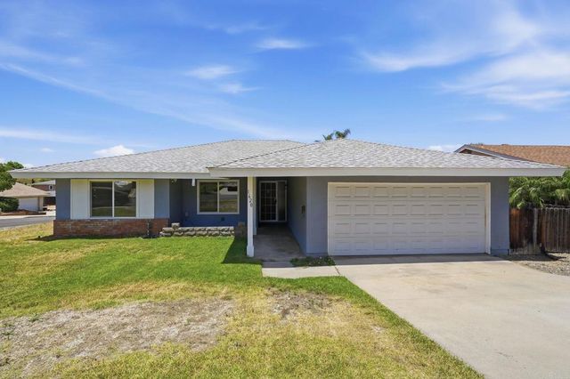 1620 Kenora Drive, Escondido, CA 92027