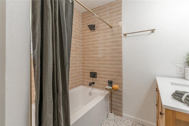 3205 SW 20th Street, Oklahoma City, OK 73108