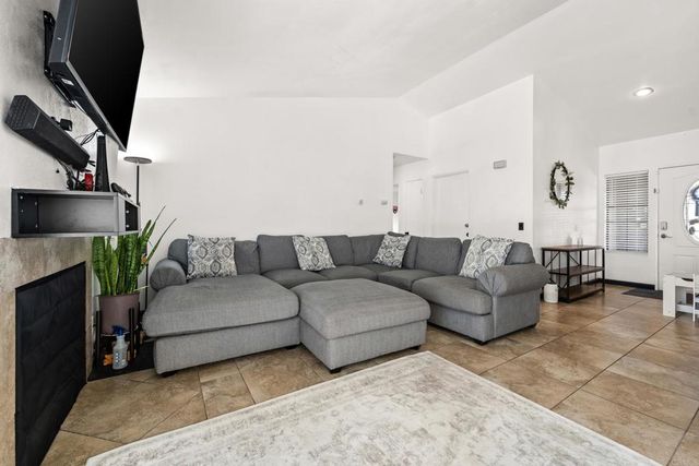 530 Boston Street, Hemet, CA 92545