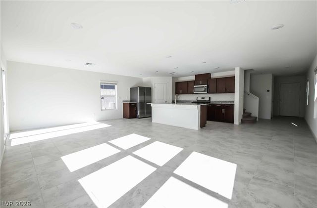 7087 Baza Avenue, Las Vegas, NV 89113