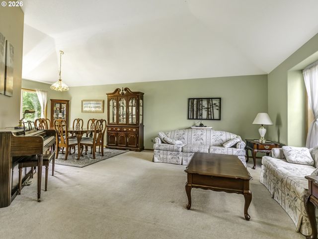 3371 Sw Redfern Pl, Gresham, OR 97080