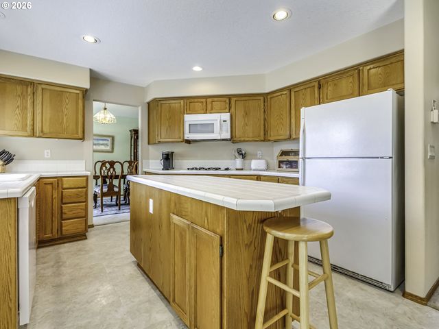 3371 Sw Redfern Pl, Gresham, OR 97080