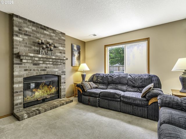 3371 Sw Redfern Pl, Gresham, OR 97080