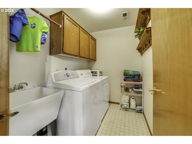3371 Sw Redfern Pl, Gresham, OR 97080