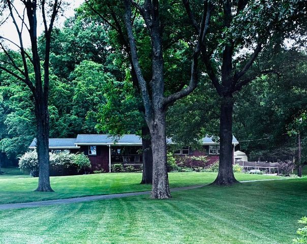 7964 Hooten Hows Rd, Nashville, TN 37221