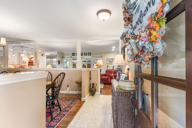 7964 Hooten Hows Rd, Nashville, TN 37221