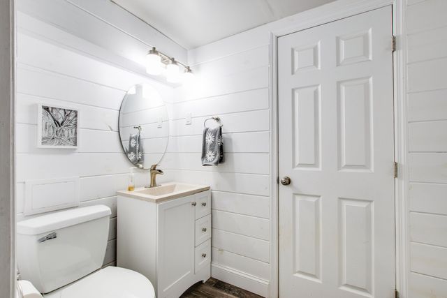 7964 Hooten Hows Rd, Nashville, TN 37221