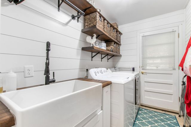 7964 Hooten Hows Rd, Nashville, TN 37221