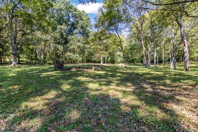 7964 Hooten Hows Rd, Nashville, TN 37221